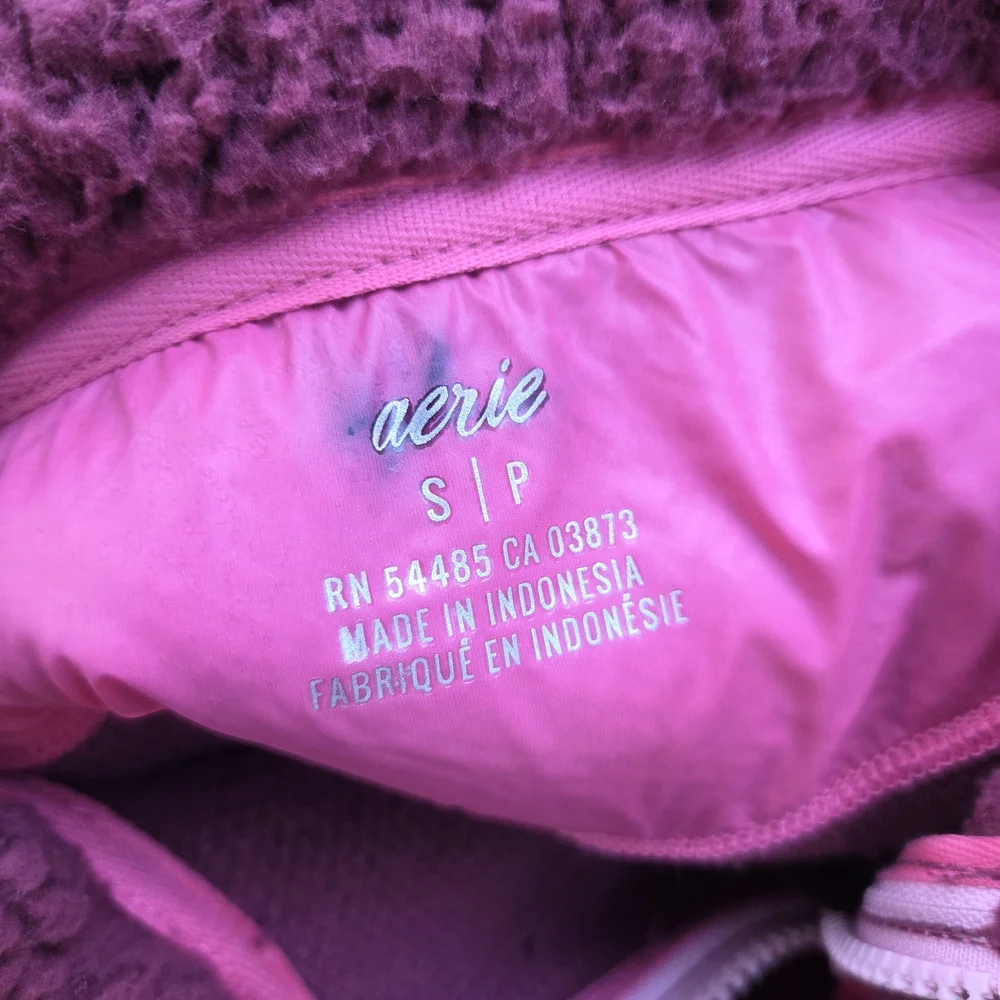 Aerie Fuscia Pink Sherpa Jacket‎